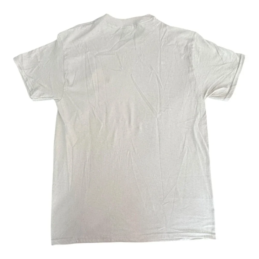 Gildan Shirt Mens Medium Beige Skull Rose Embroidered Heavy Cotton Graphic Tee